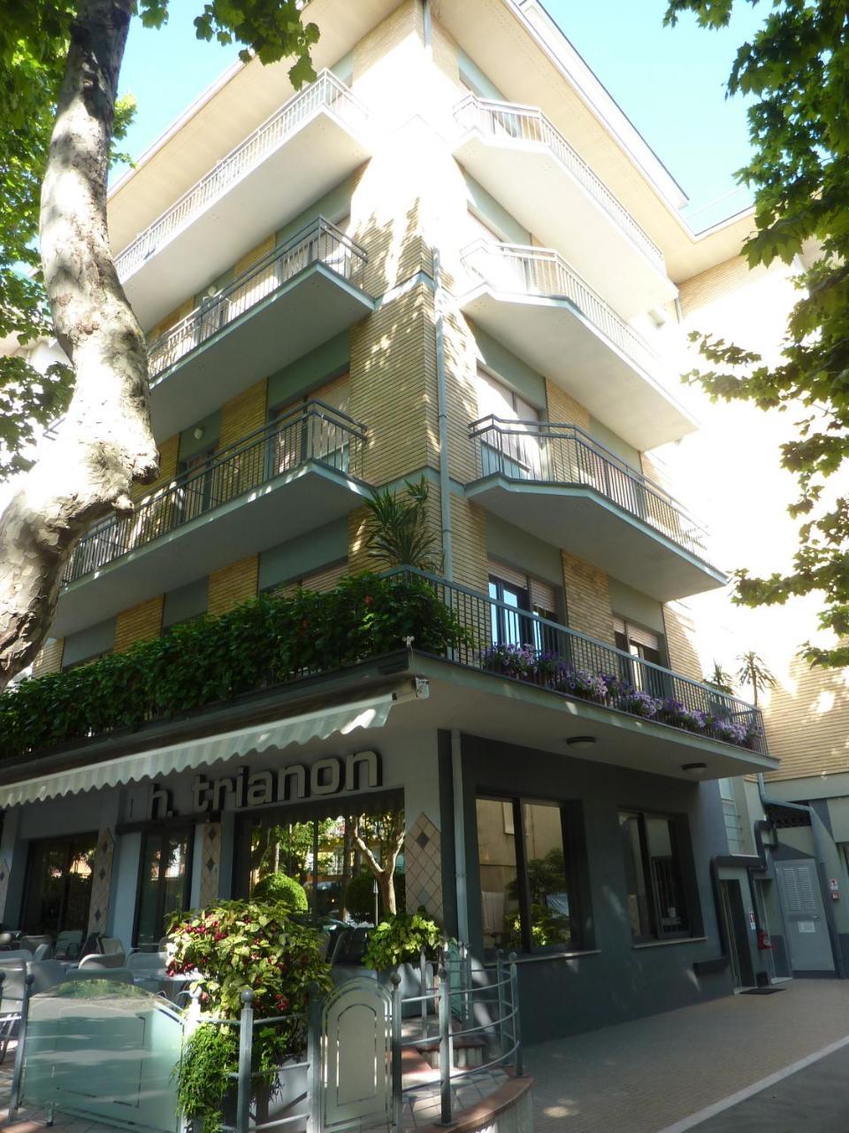 Hotel Trianon เบลลาเรีย-อีเจอา มารีนา ภายนอก รูปภาพ